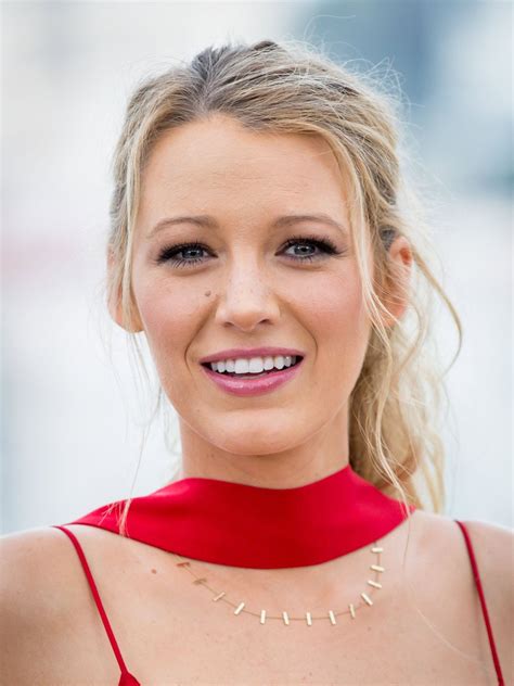 edad de blake lively